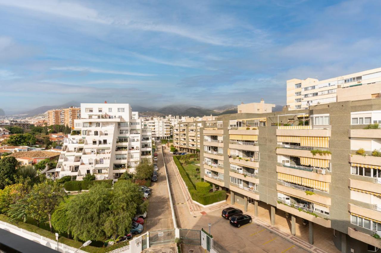Blonzu Camerun بينالماذينا المظهر الخارجي الصورة